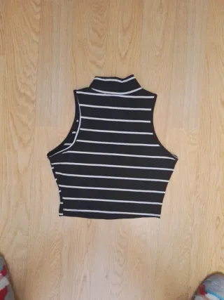 Conjunto falda y top rayas blanco y negro