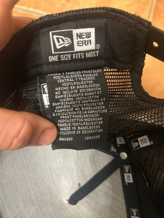 Gorra New Era Negra Trucker