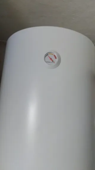 Termo Eléctrico Greenheiss 80L Nuevo