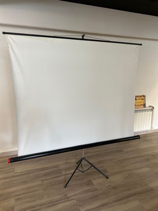 Pantalla de proyección trípode