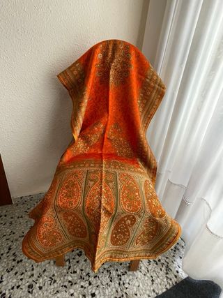 Mantón reversible fallera naranja y verde