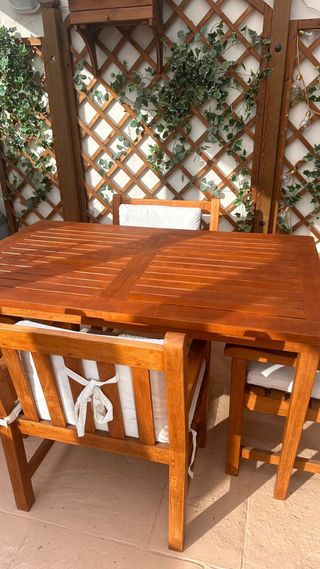 Mesa y 4 Sillas Teka Terraza