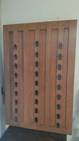 Talla madera iglesia Conciencia Humana