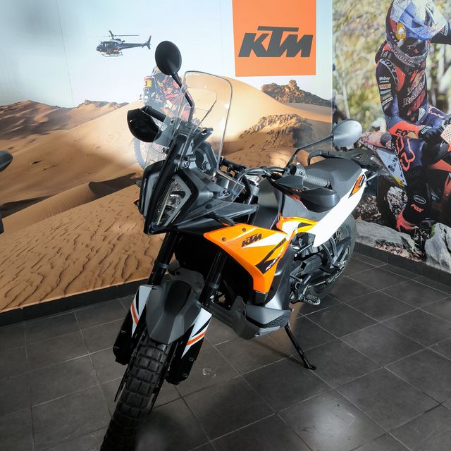 KTM 890 ADVENTURE 2024