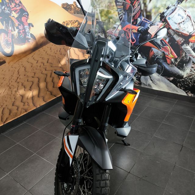 KTM 890 ADVENTURE 2024