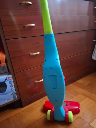Aspiradora de juguete infantil