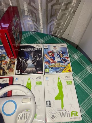 Consola Nintendo Wii Roja + Juegos y Volante