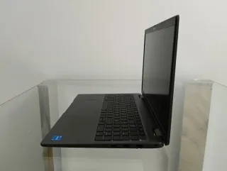 Portátil Dell i5-1335U