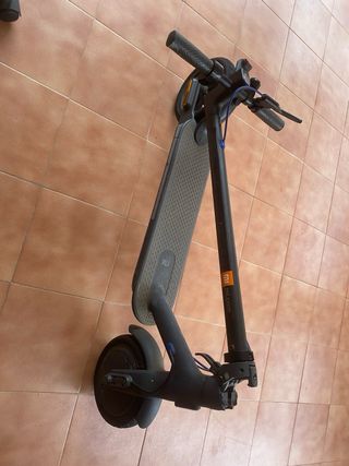 Patinete Eléctrico Xiaomi Mi 3 como nuevo