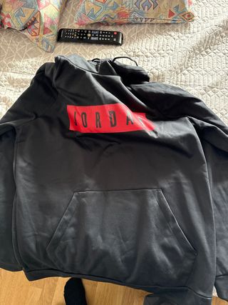 Sudadera Jordan con capucha