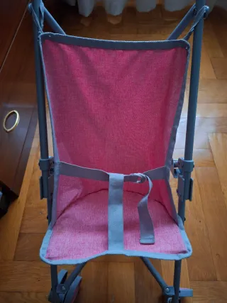 Carrito de muñecas rosa