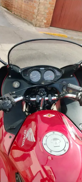 Honda Deauville 650 Turismo Roja