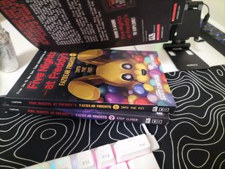 Set 4 Libros Five Nights at Freddy's