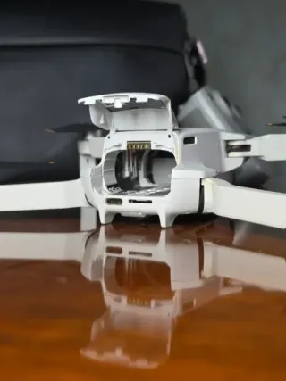 Dron DJI Mini 2 Fly More Combo