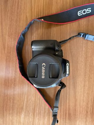 Cámara Canon 600D con 2 objetivos y funda!