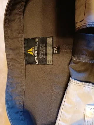 Pantalón de trabajo verde oliva