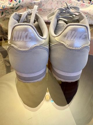 Zapatillas Nike Cortez Plateadas Talla 38