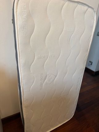 Cuna de viaje con colchon