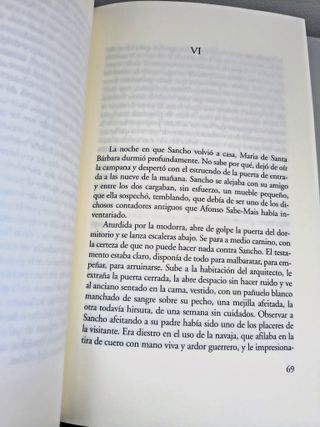 Educación para la tristeza - Gomes