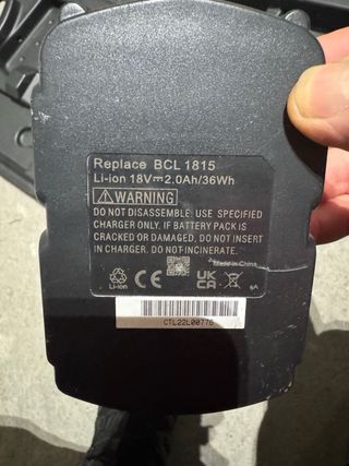 Taladro y radial Hitachi a batería