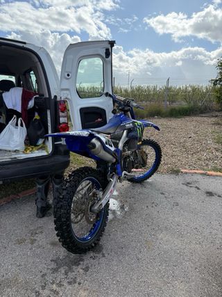 Yamaha YZF 450cc Cross