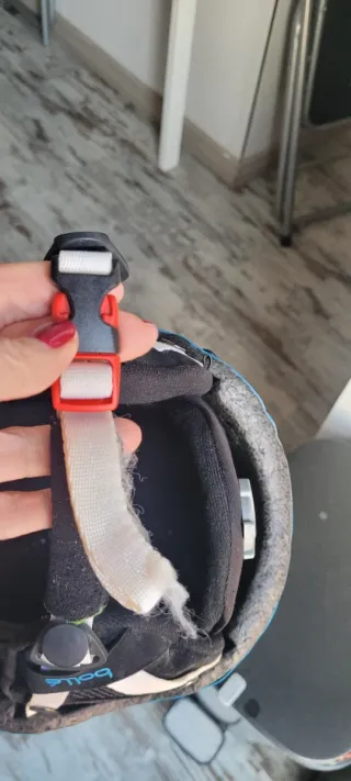 Casco de esquí azul Bollé