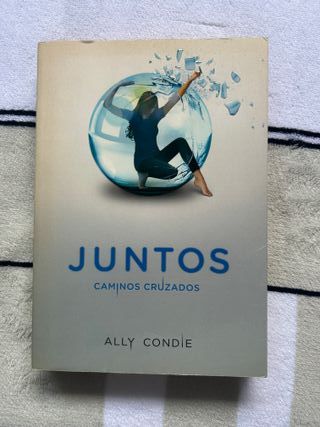 Caminos cruzados (Juntos 2) (Juntos / Matched) ...