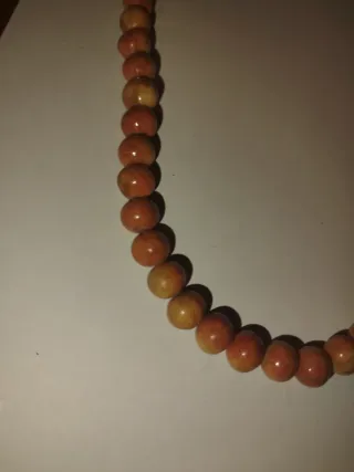 Collana in legno colorata