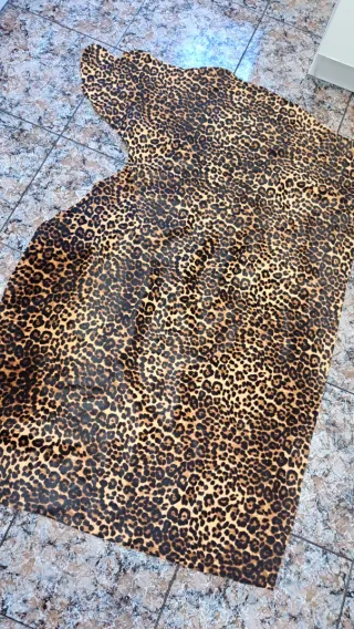 Piel de vaca auténtica con estampado de leopardo