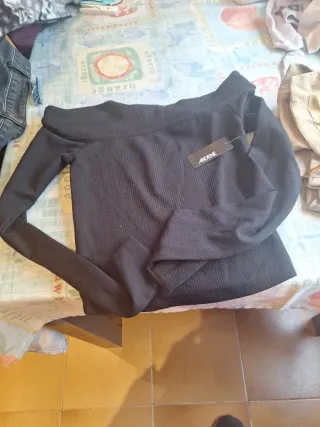 Top Negro Cuello Barca ARDENE