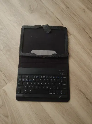 Funda tablet con Teclado Inalámbrico Negro