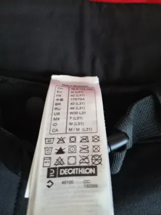 Pantaloncini da escursionismo Quechua da donna neri