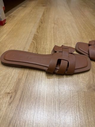 Sandalias planas mujer marrones