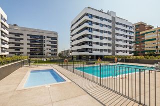 Piso en alquiler en Los Ángeles en Madrid