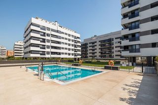 Piso en alquiler en Los Ángeles en Madrid