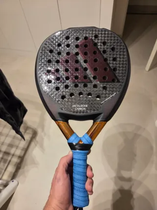 Pala de pádel Adidas Metalbone Carbon