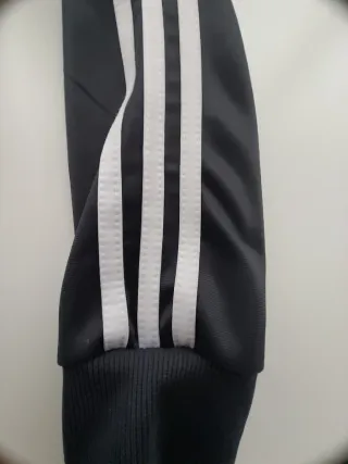 Chaqueta deportiva  Talla M gris oscuro