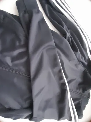 Chaqueta deportiva  Talla M gris oscuro