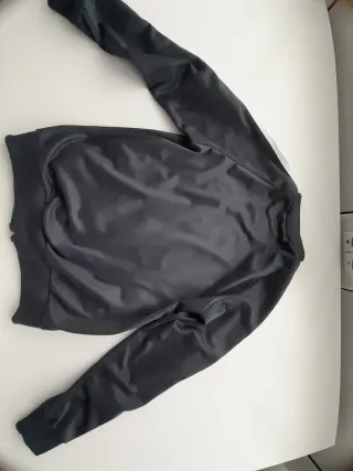 Chaqueta deportiva  Talla M gris oscuro