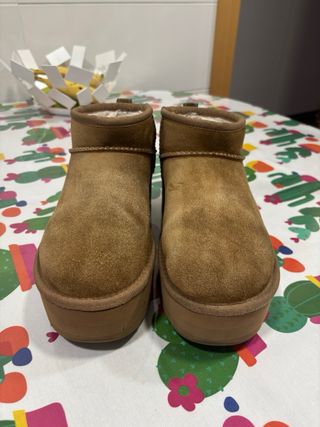 UGG Classic Ultra Mini Plataforma Marrón