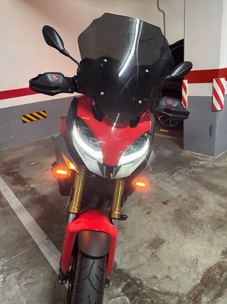 BMW F900XR 900cc Trail