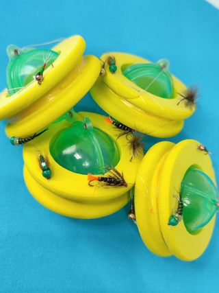 Aparejos de pesca (buldo) con moscas