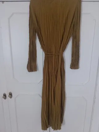 Vestido Massimo Dutti verde oliva talla M