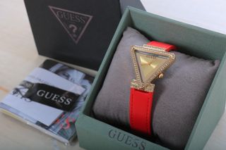 Reloj Guess Correa Roja Mujer