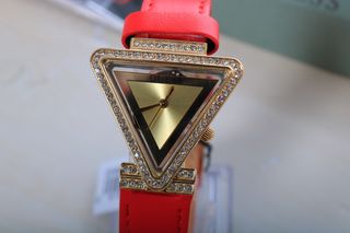 Reloj Guess Correa Roja Mujer