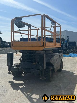 PLATAFORMA ELEVADORA HAULOTTE COMPACT 12DX