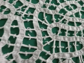 Tre centrini pizzo rinascimento