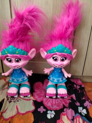 Poppy Patinadora Muñeca