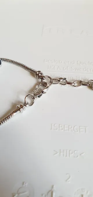 Bracciale charms con ciondoli