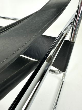 Sedia Wassily in pelle e metallo